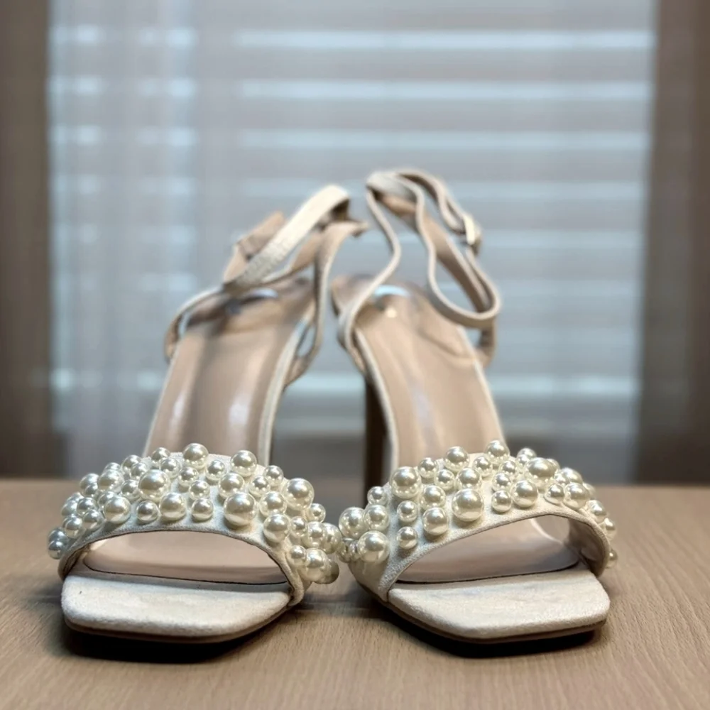 Journee Collection Nude Cream Beige Microsuede Pearl Heel Sandals SZ 9.5 M